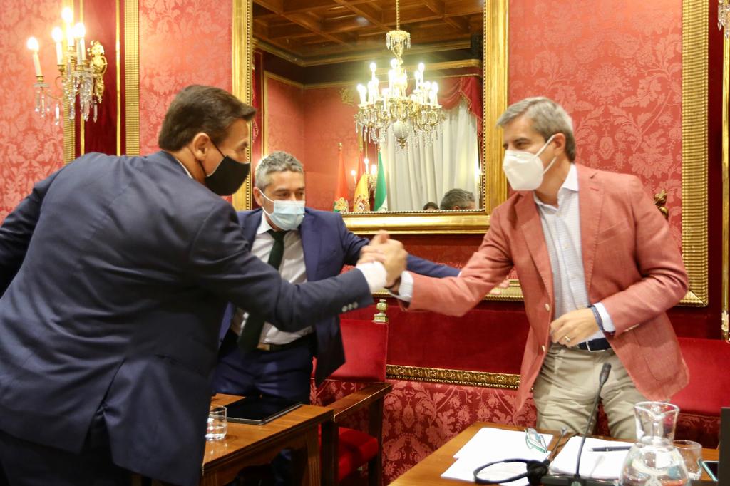 PSOE, PP y Ciudadanos cumplen el compromiso de mayo y aprueban el expediente de cuentas