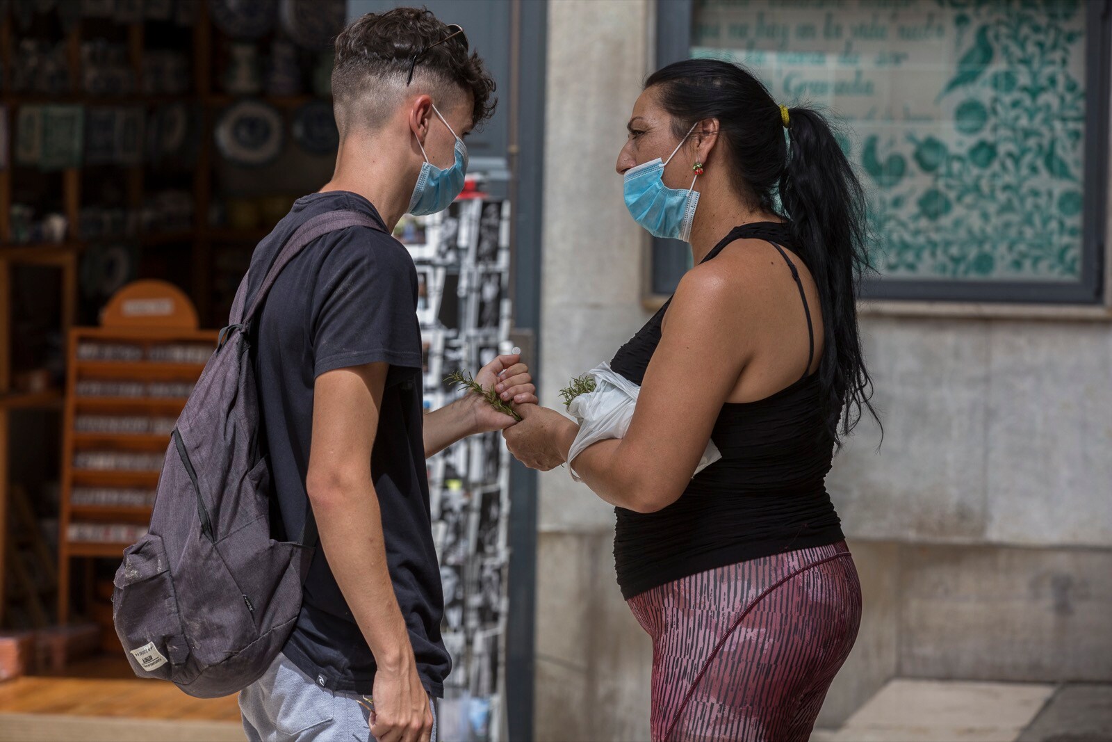 El primer día de agosto deja imágenes de turistas visitando los principales puntos de la ciudad pese a la ola de calor y a la incertidumbre por los rebrotes de coronavirus