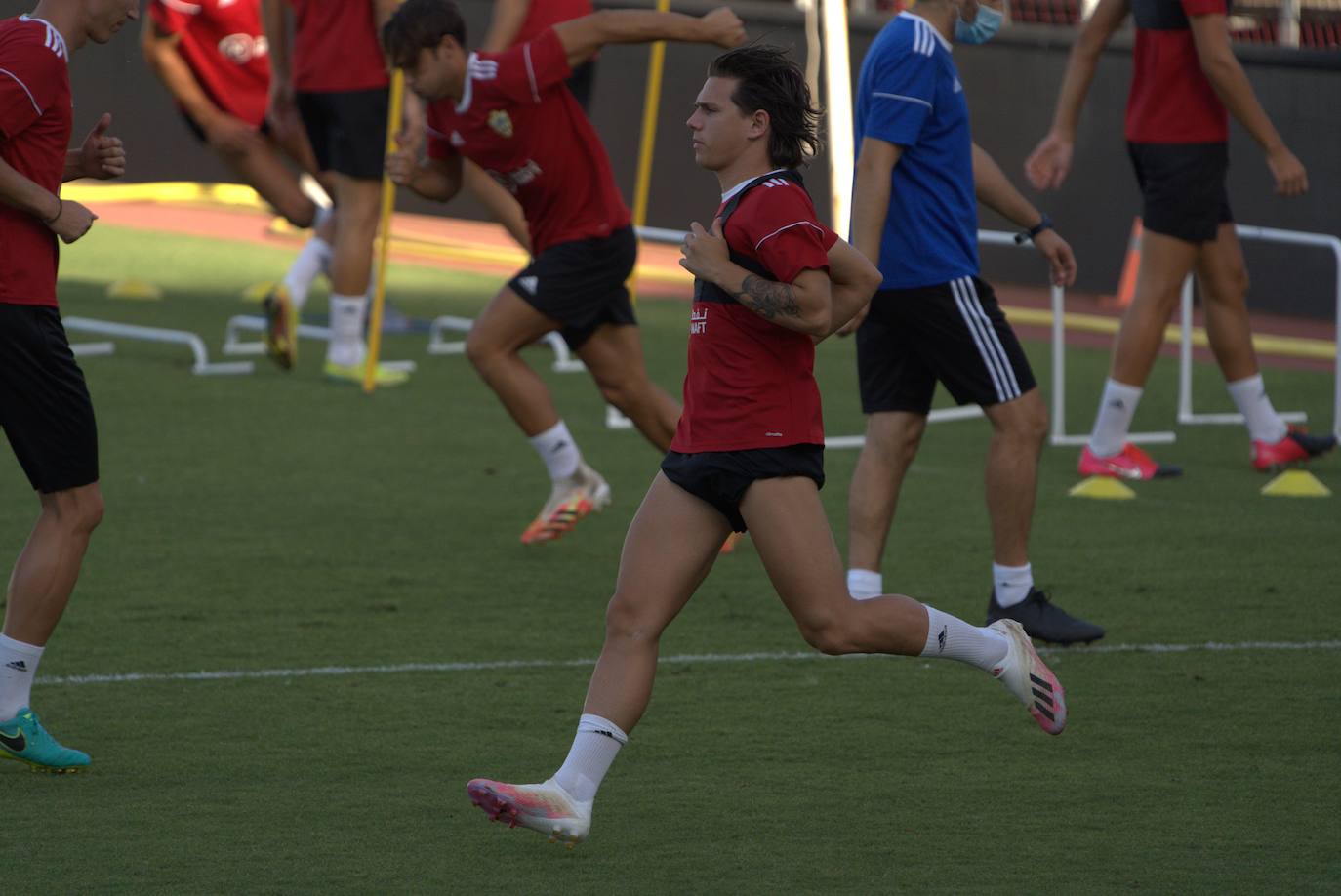 Los rojiblancos, con las miradas puestas en el Girona, vuelven a la actividad