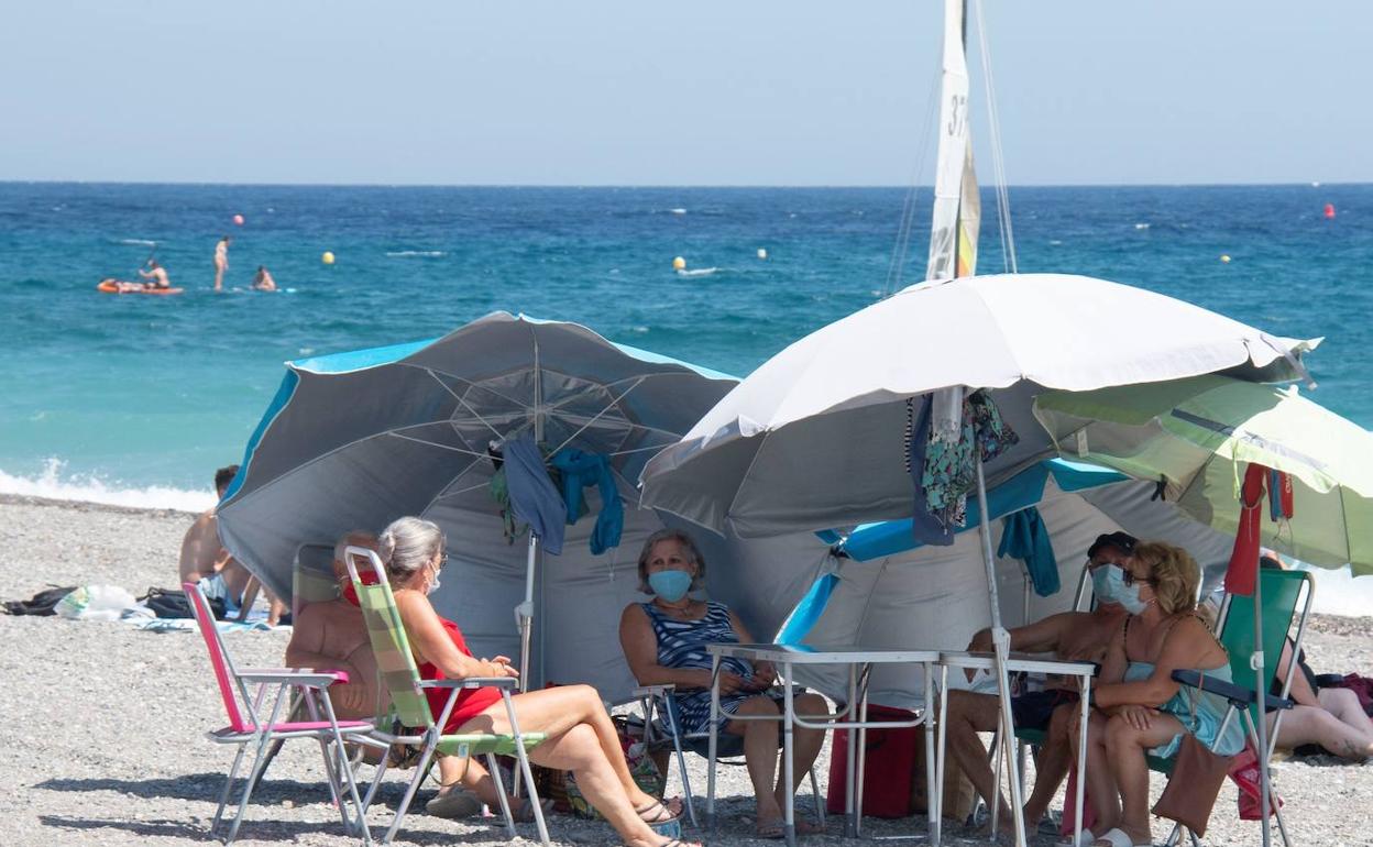 Los contagios y los brotes se multiplican en Andalucía: 309 y 14 más en solo 24 horas