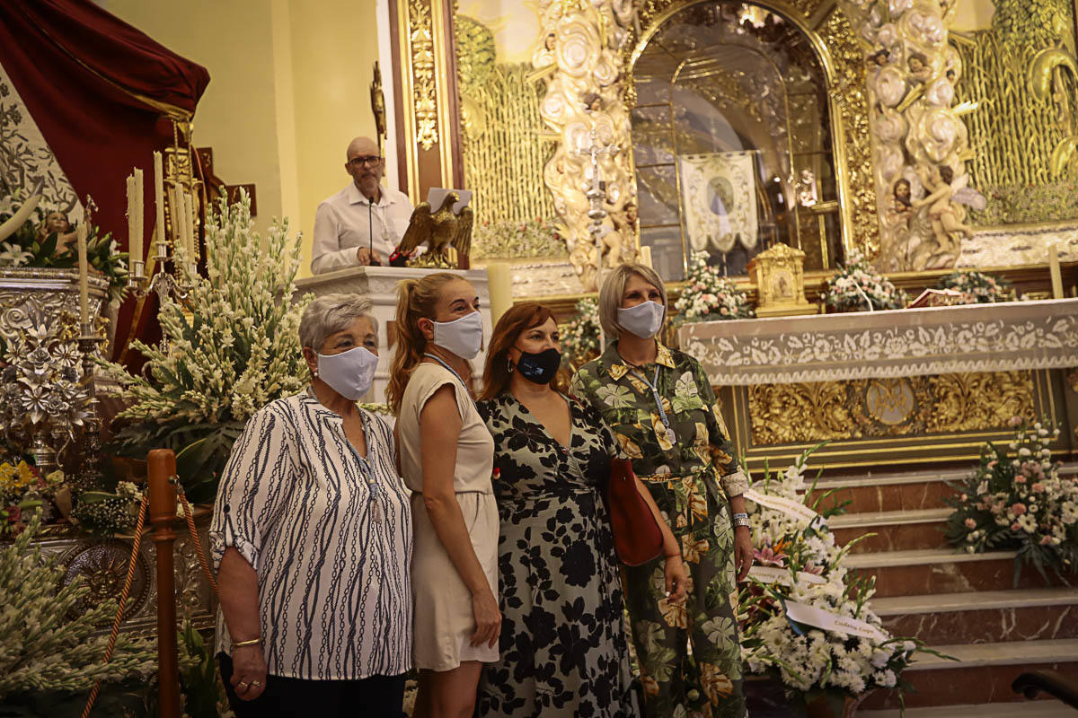 Fotos: Motril celebra la ofrenda floral a su patrona