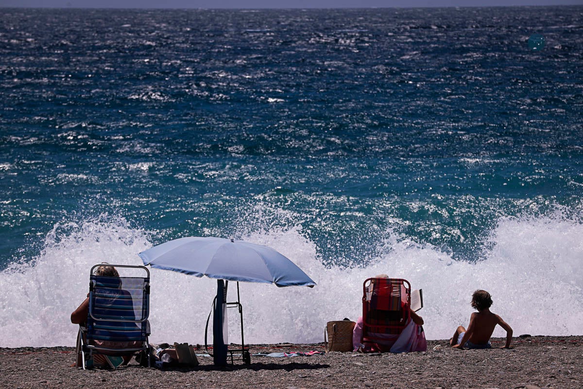 Fotos: Así se ha vivido en la costa un 15 de agosto sin fuegos artificiales