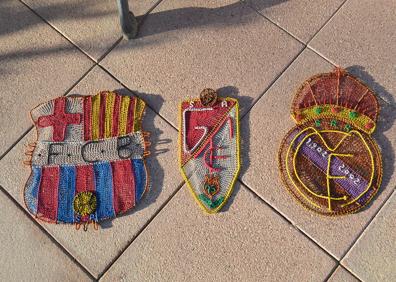 Imagen secundaria 1 - Las joyas de cobre de los escudos de la provincia de Granada