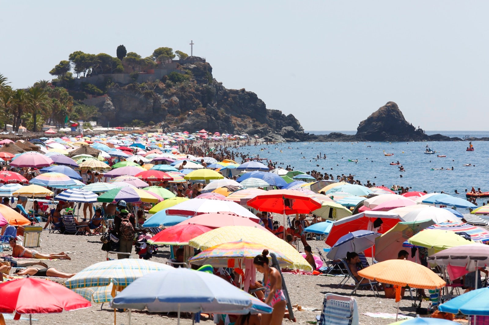Veraneantes aprovechan los últimos días de mes para escaparse a las localides del litoral. 