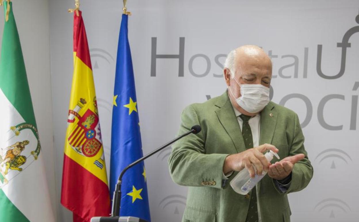 El consejero de Salud ha reconocido que Andalucía está «en una segunda oleada». 