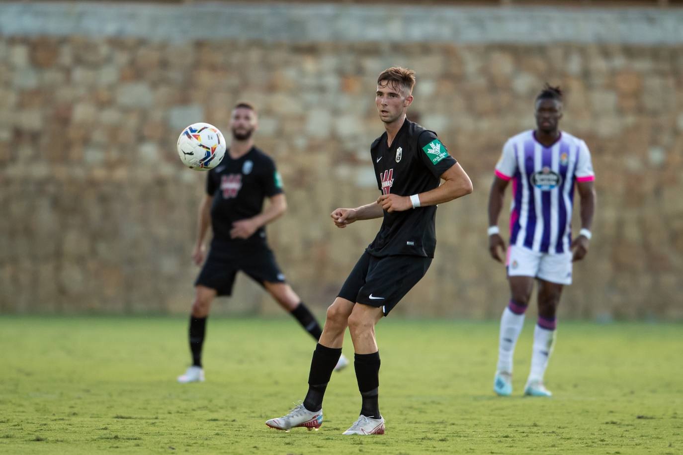 Fotos: Goleada al Granada en su primer test ante el Valladolid