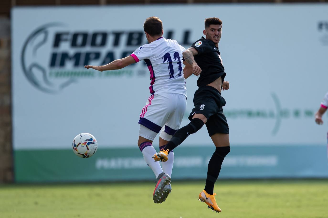 Fotos: Goleada al Granada en su primer test ante el Valladolid