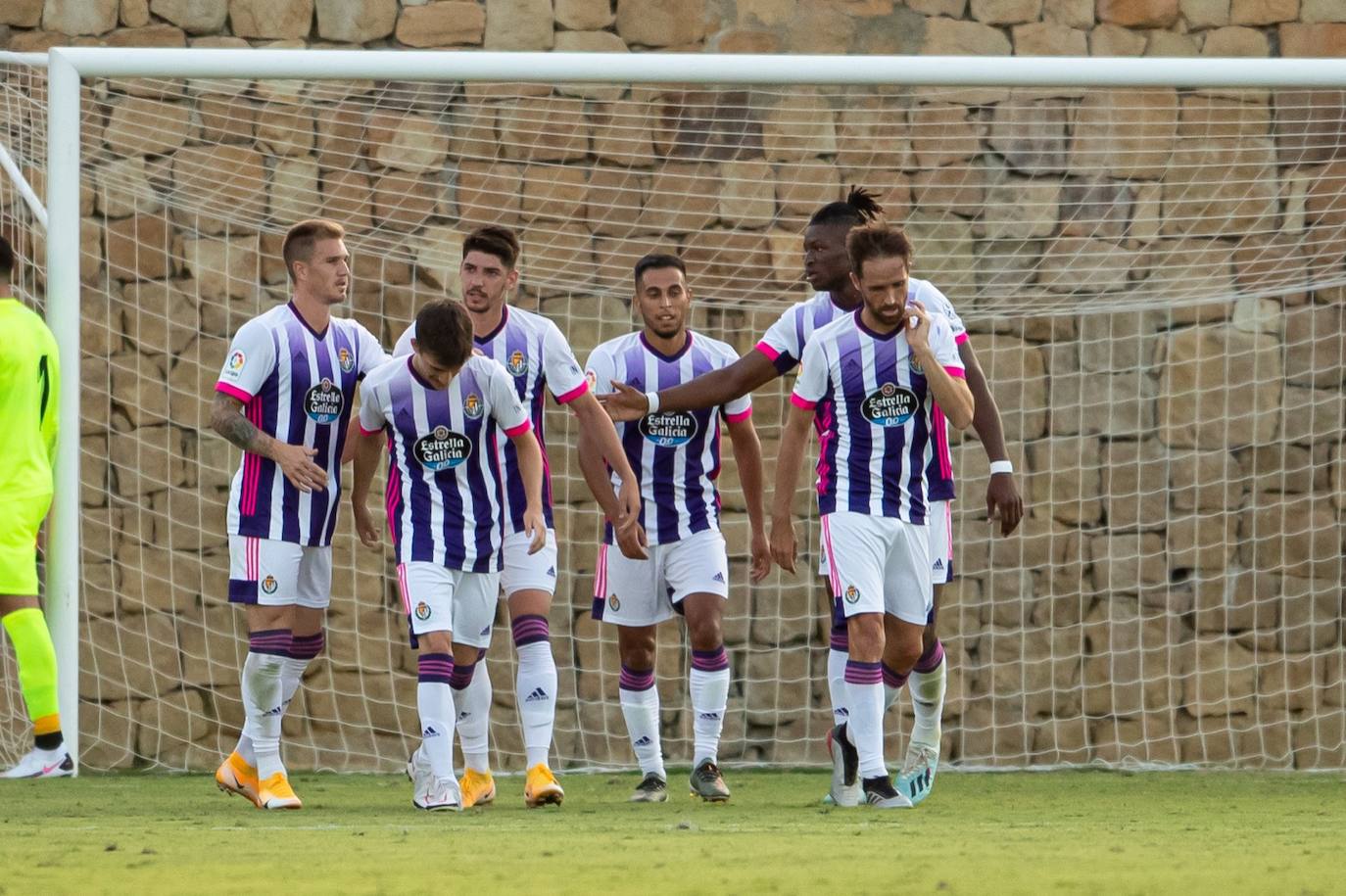Fotos: Goleada al Granada en su primer test ante el Valladolid