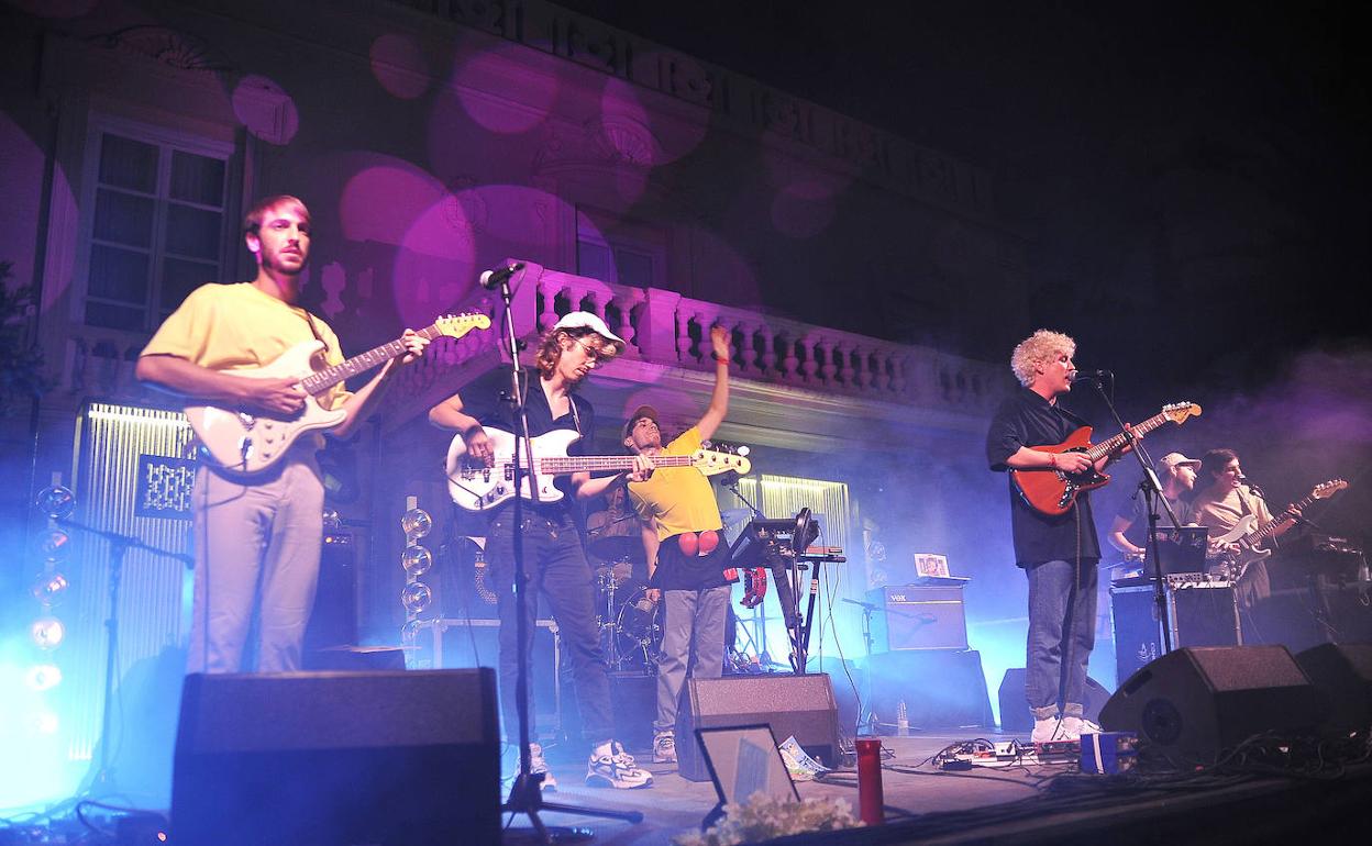 Granada y sus 'Noches Espaciales' en órbita cercana