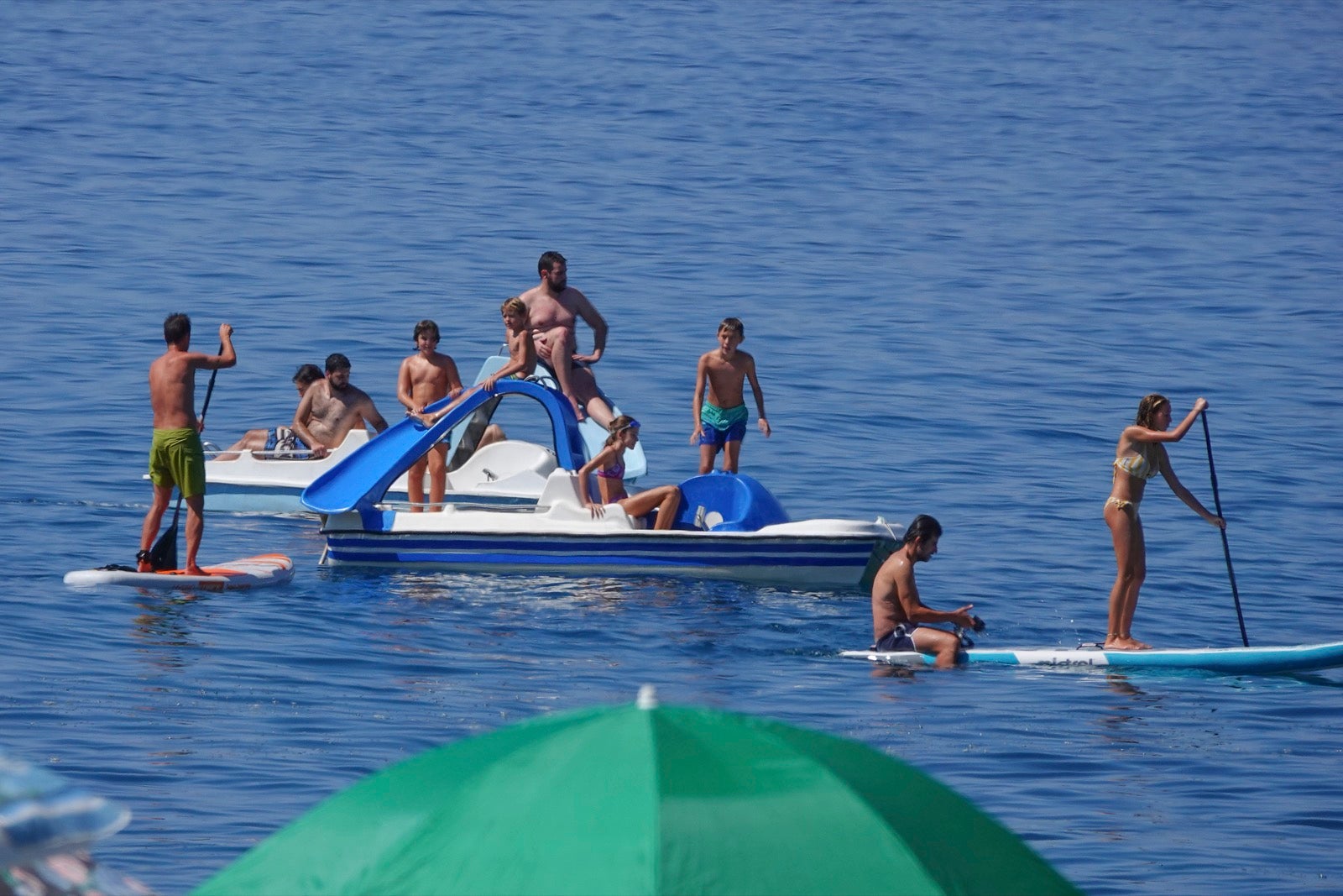 El buen tiempo ha acompañado a los que se han acercado a la Costa Tropical