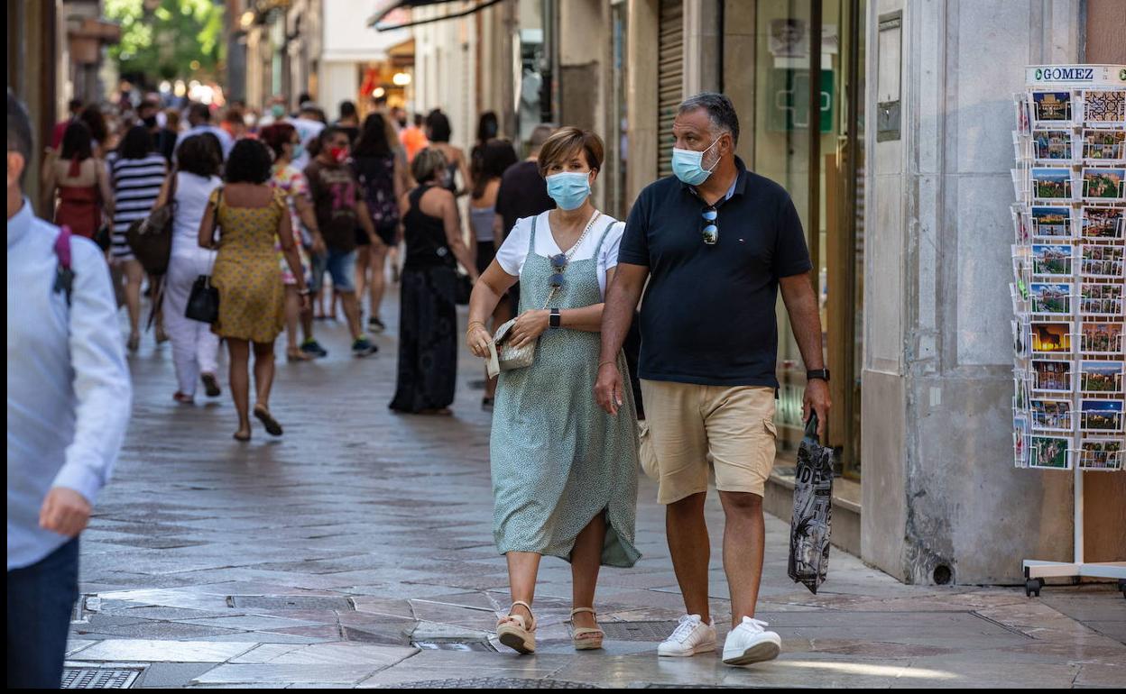 Coronavirus | Granada mantiene activos 17 brotes de coronavirus y suma un nuevo fallecido