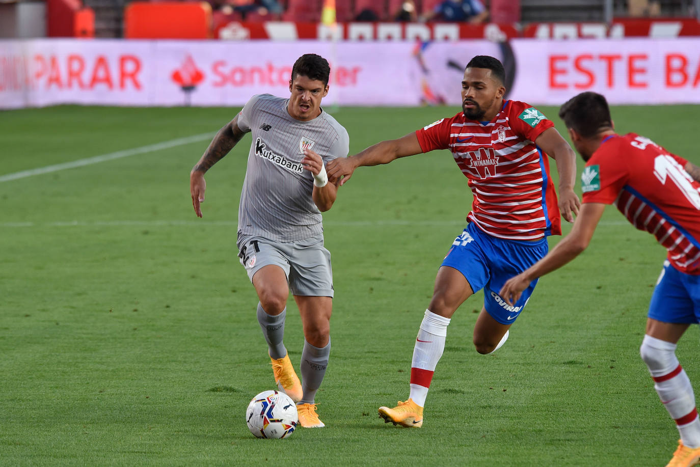 El equipo rojiblanco ha recibido este sábado al Athletic en la primera jornada de liga 