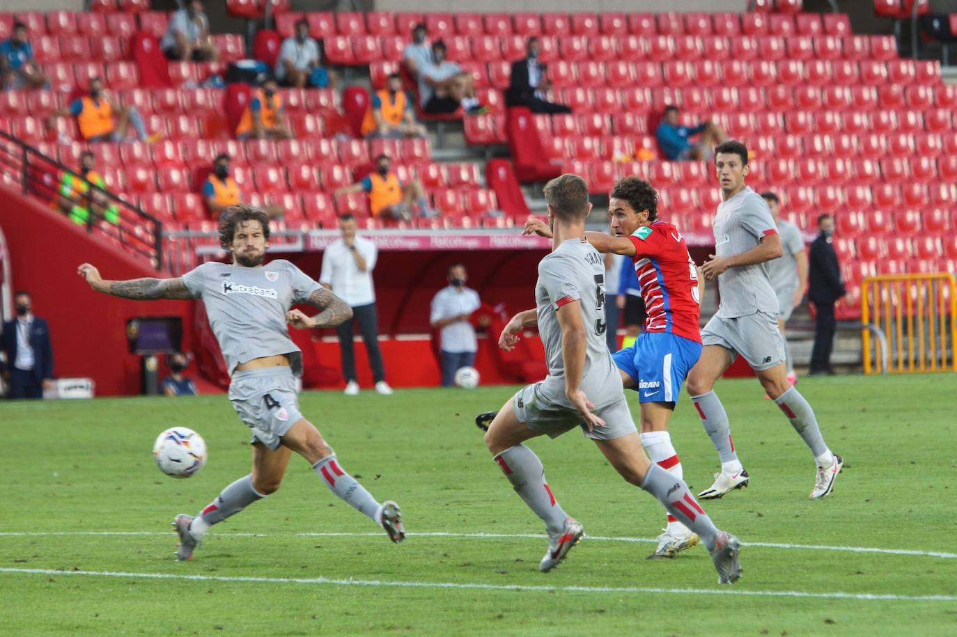 El equipo rojiblanco ha recibido este sábado al Athletic en la primera jornada de liga 