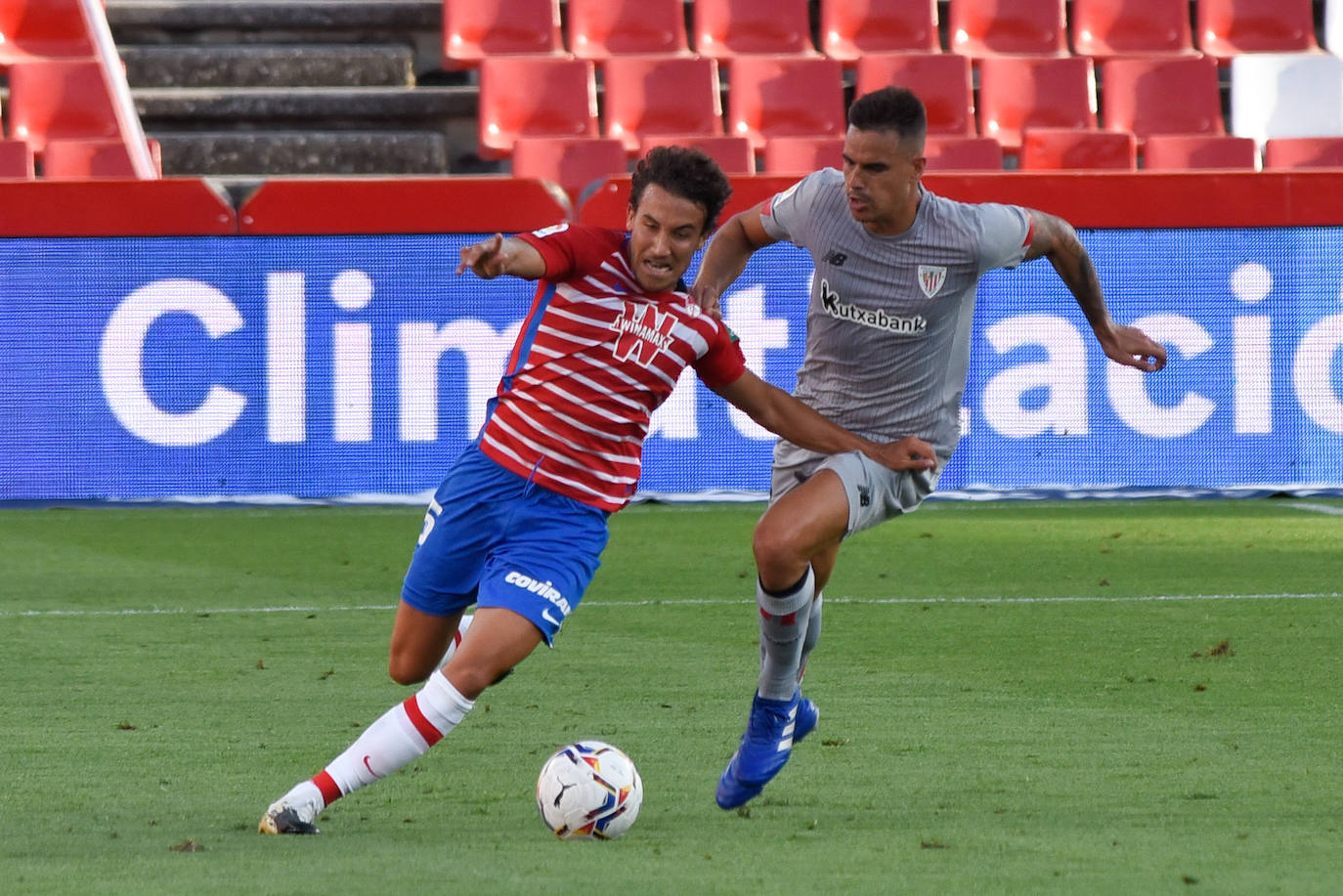 El equipo rojiblanco ha recibido este sábado al Athletic en la primera jornada de liga 