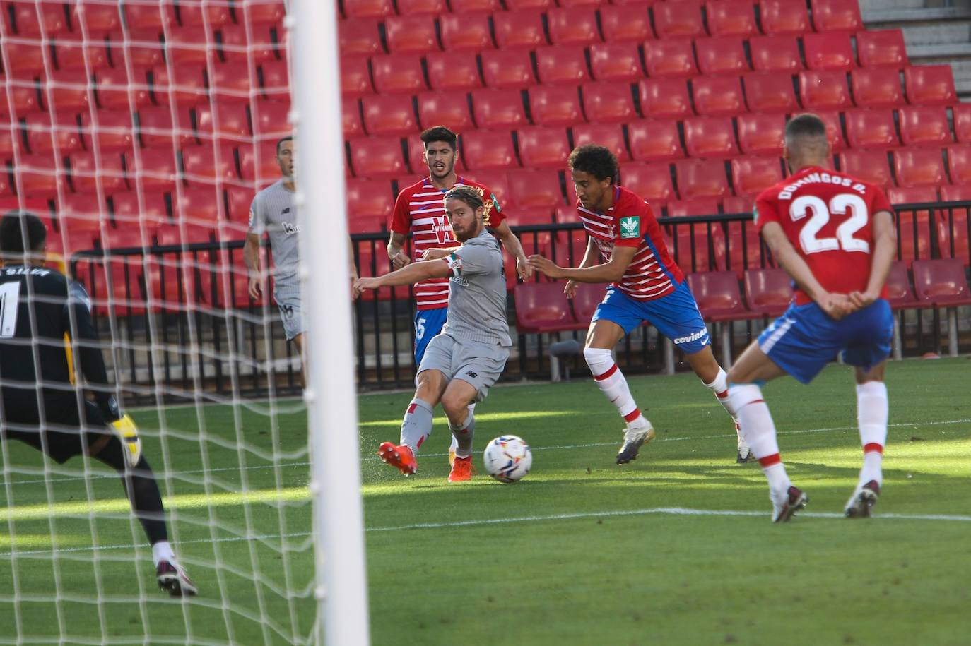 El equipo rojiblanco ha recibido este sábado al Athletic en la primera jornada de liga 