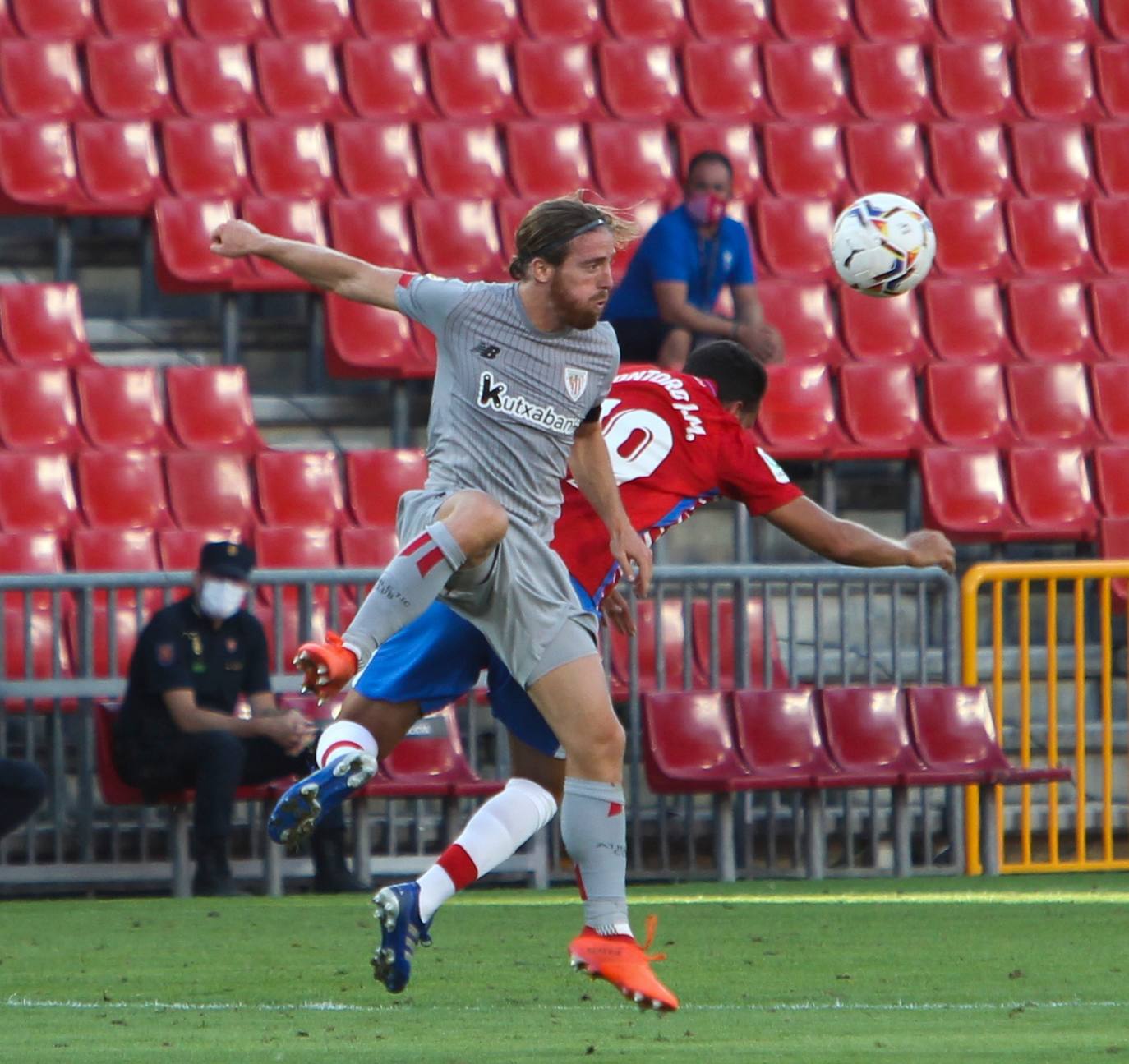 El equipo rojiblanco ha recibido este sábado al Athletic en la primera jornada de liga 