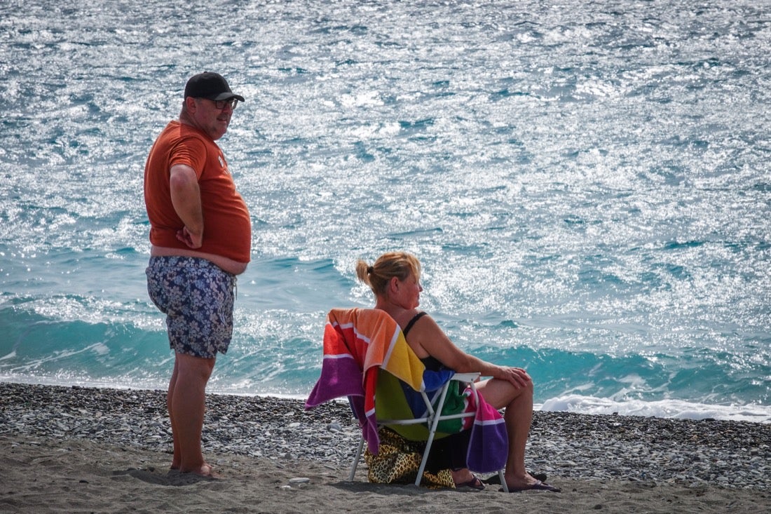 Buen ambiente en las playas granadinas este domingo