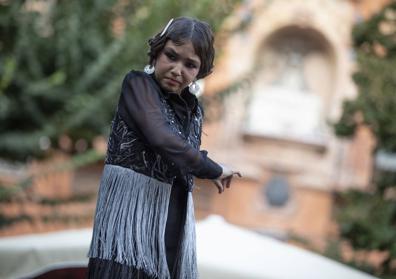 Imagen secundaria 1 - Detalles de la actuación de Triana la Canela.