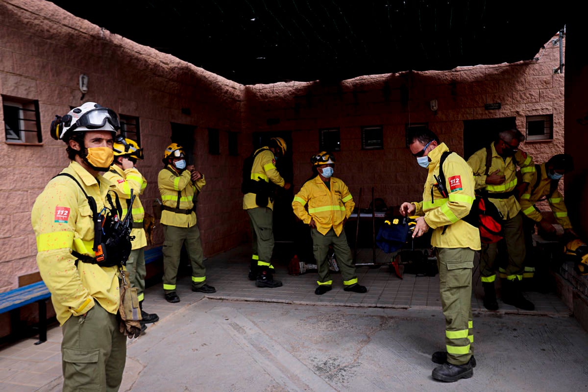 Los ayuntamientos de la provincia han puesto a disposición de la Junta locales municipales durante el periodo de riesgo de incendio para evitar la exposición a la Covid-19 de los 600 bomberos en un único centro de trabajo