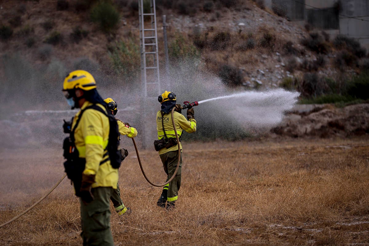 Los ayuntamientos de la provincia han puesto a disposición de la Junta locales municipales durante el periodo de riesgo de incendio para evitar la exposición a la Covid-19 de los 600 bomberos en un único centro de trabajo