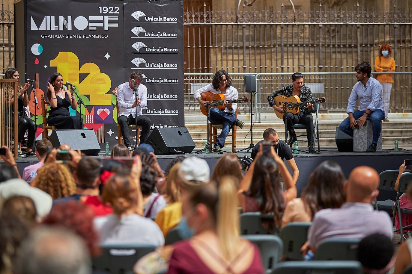 Los hermanos de Jacoba, Raúl Mikey e Irene Molina se han subido al escenario en el día dedicado a Camarón