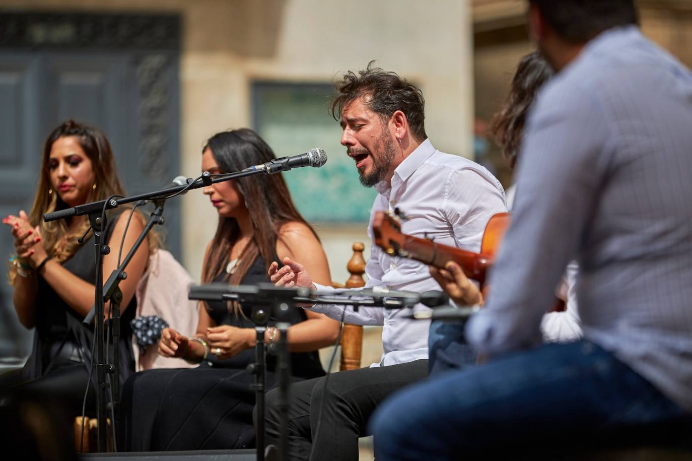 Los hermanos de Jacoba, Raúl Mikey e Irene Molina se han subido al escenario en el día dedicado a Camarón