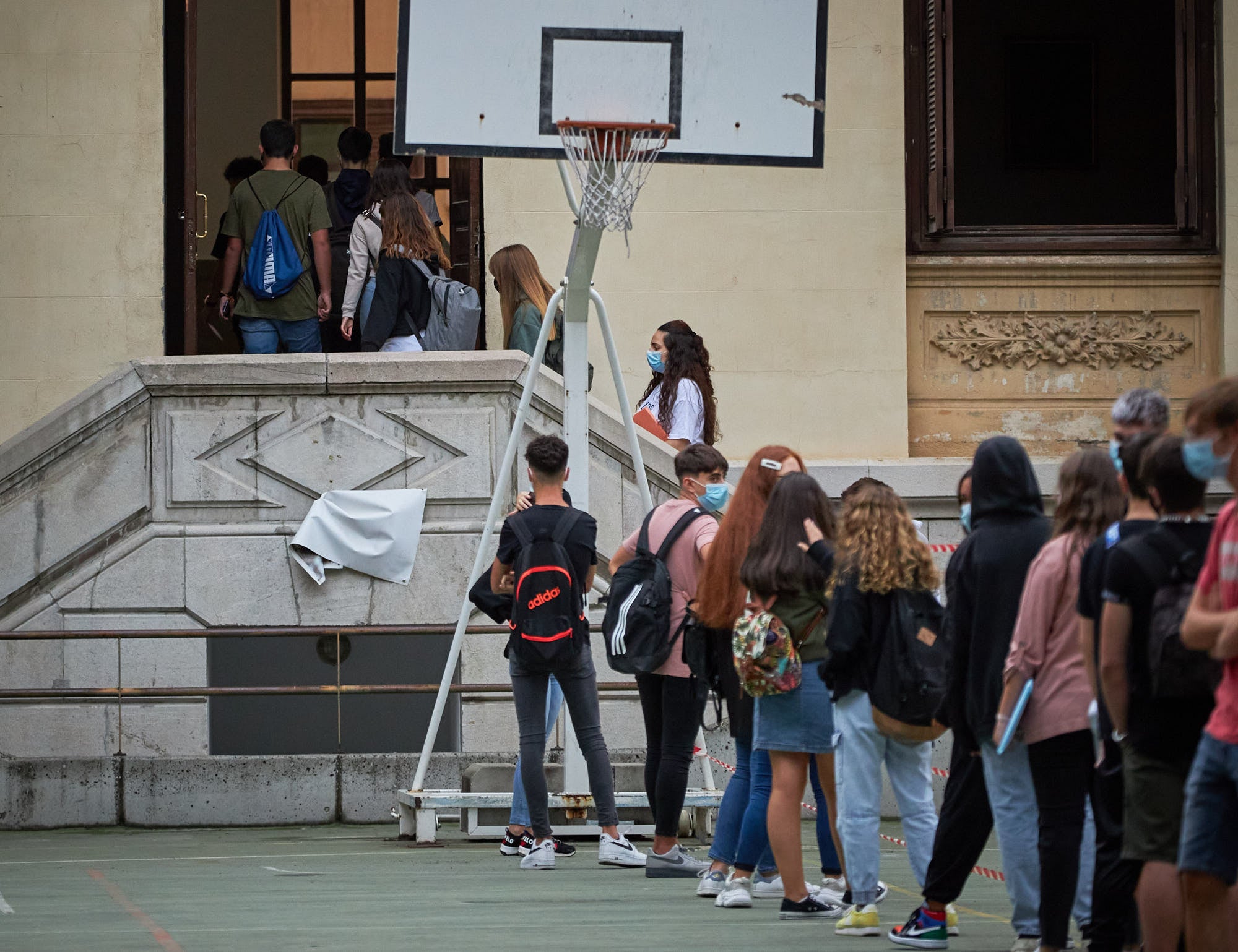 A este parón lectivo le seguirá una manifestación que partirá a las 12.30 horas de la Delegación Educación