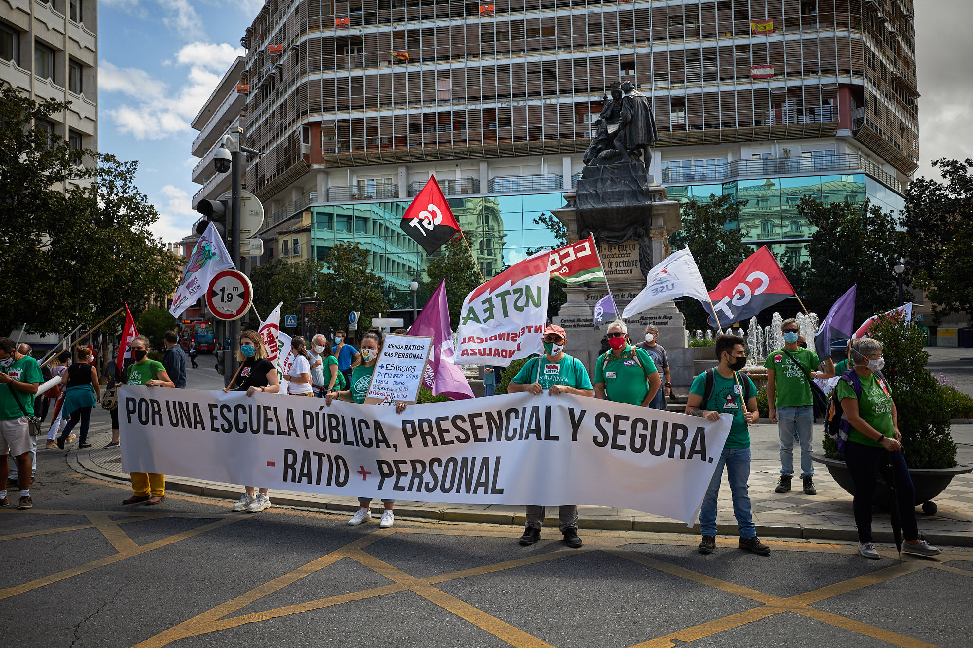 A este parón lectivo le seguirá una manifestación que partirá a las 12.30 horas de la Delegación Educación