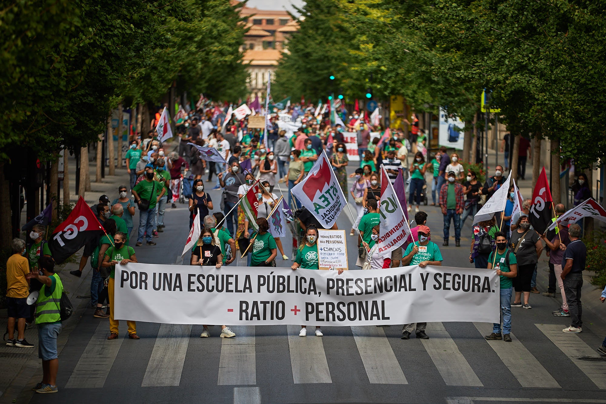 A este parón lectivo le seguirá una manifestación que partirá a las 12.30 horas de la Delegación Educación