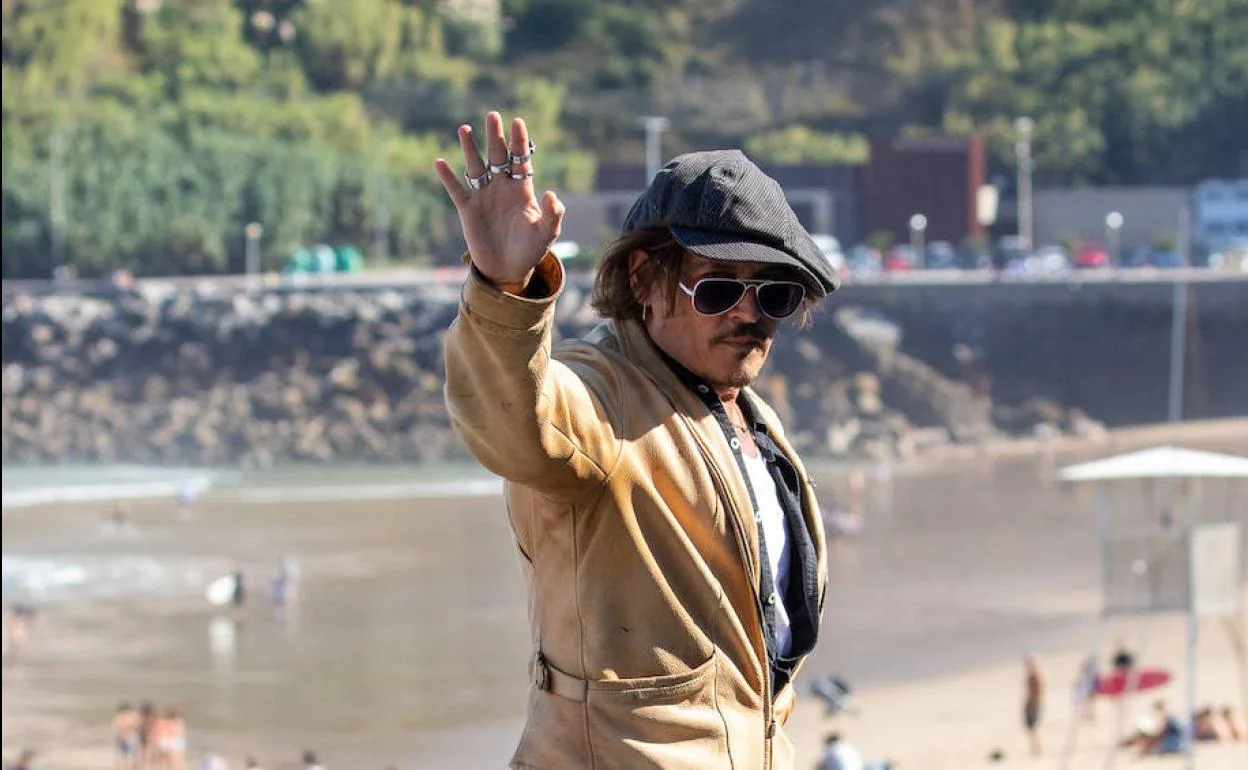 Johnny Depp, ayer en San Sebastián, antes de presentar la película 'Crock of Gold'.