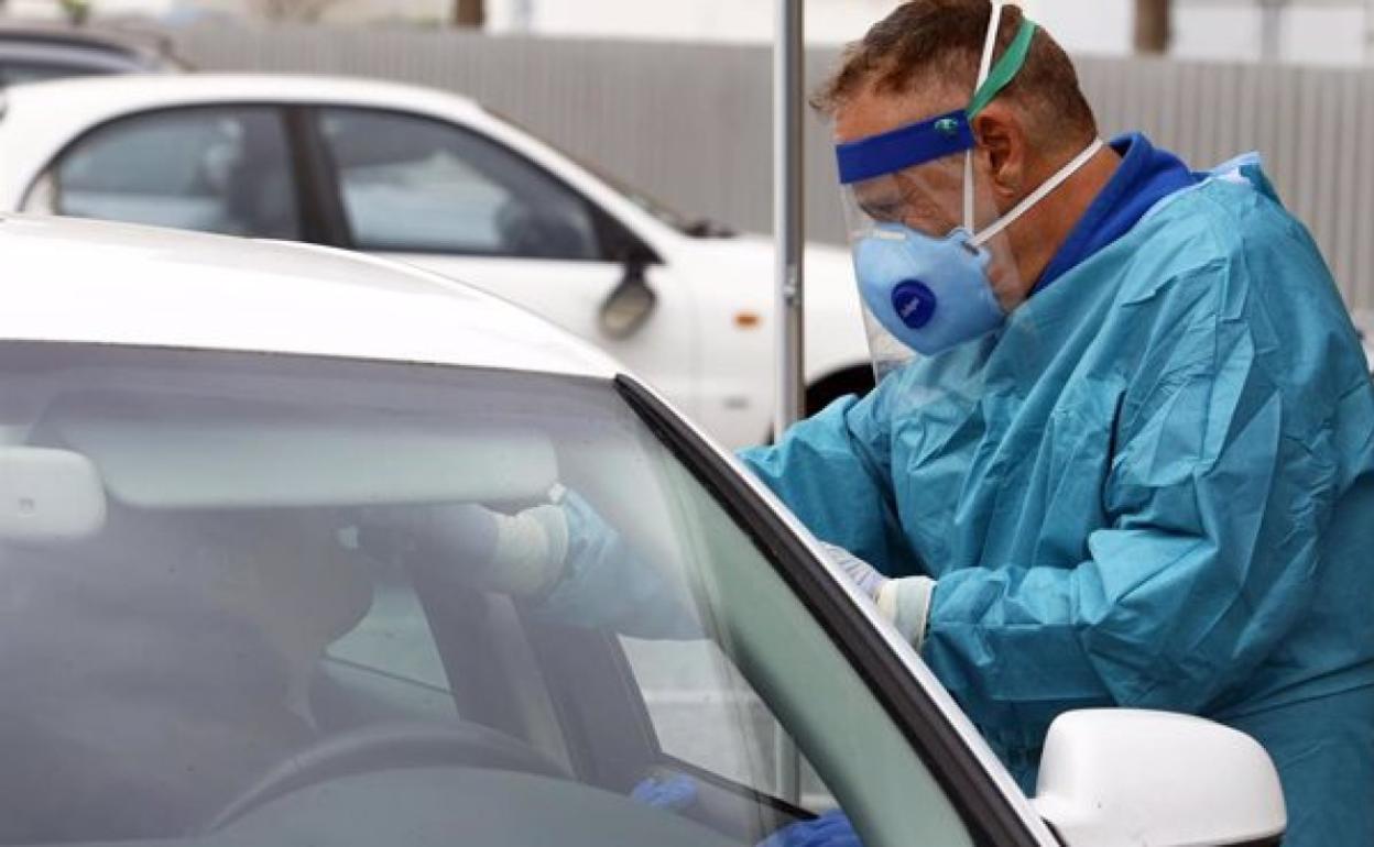 Andalucía suma 1.484 positivos por PCR, cuarta mayor cifra de la pandemia, y 12 muertes en 24 horas