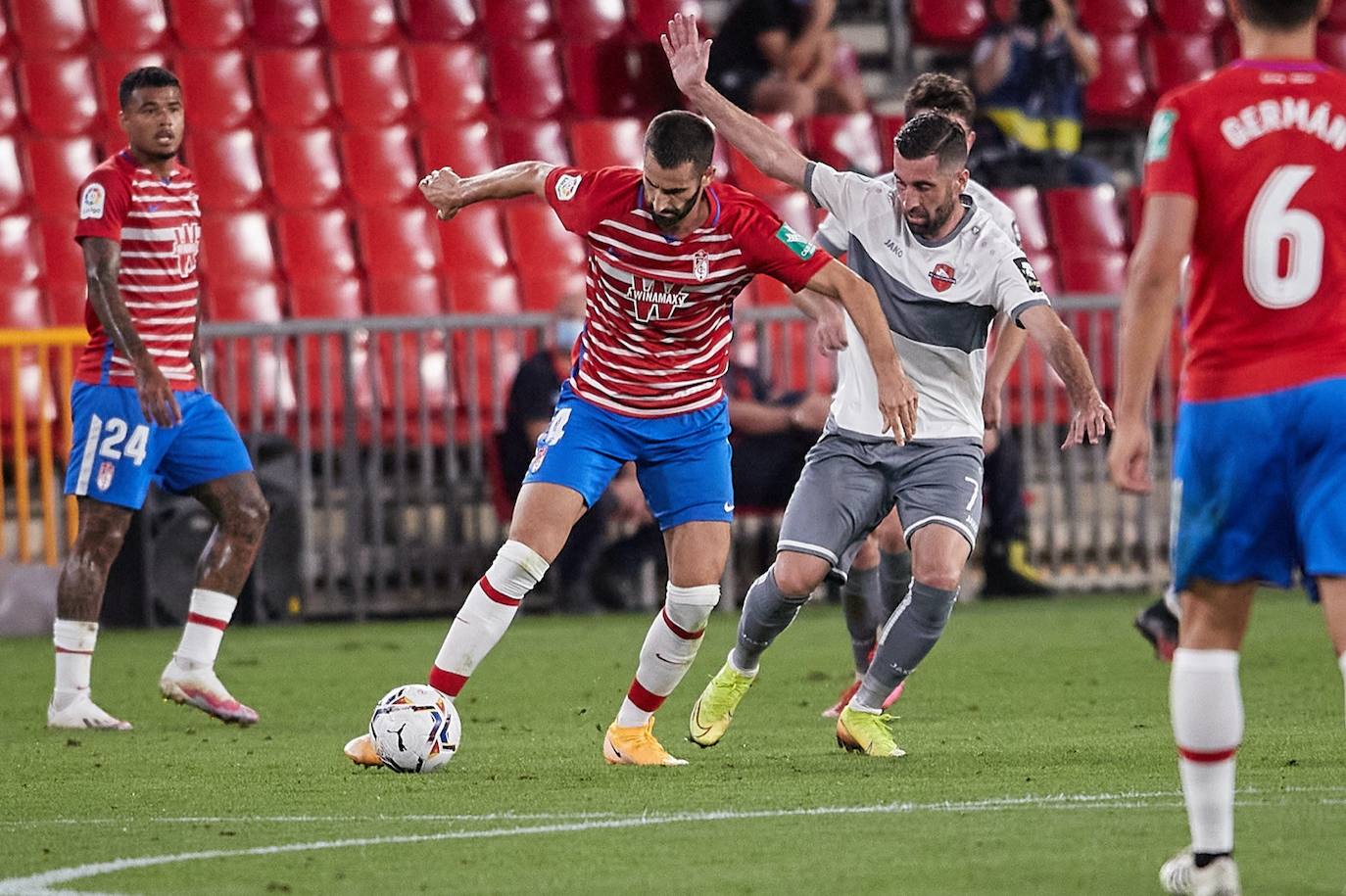 Fotos: Las mejores imágenes del Granada - Lokomotive Tbilisi