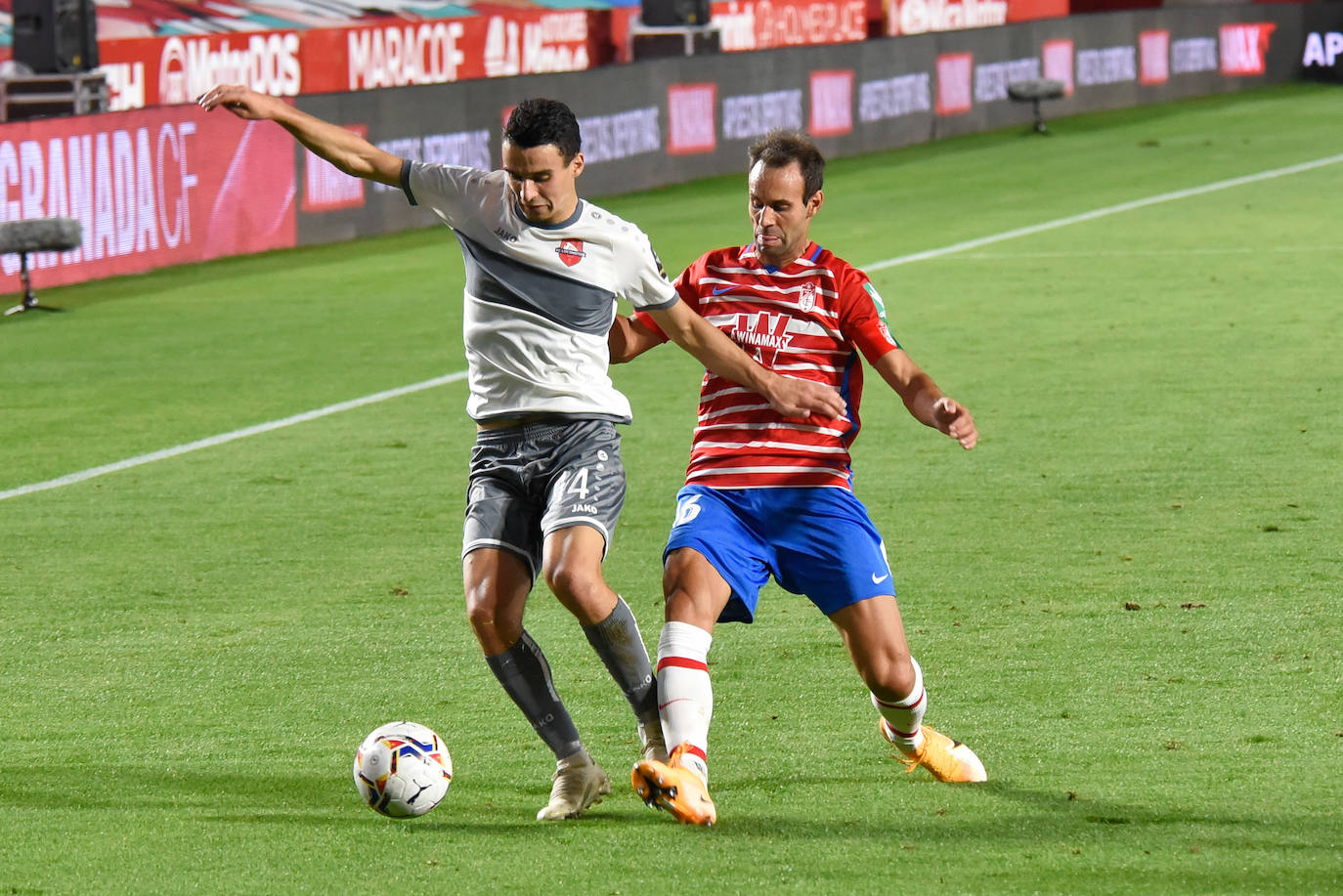 Fotos: Las mejores imágenes del Granada - Lokomotive Tbilisi