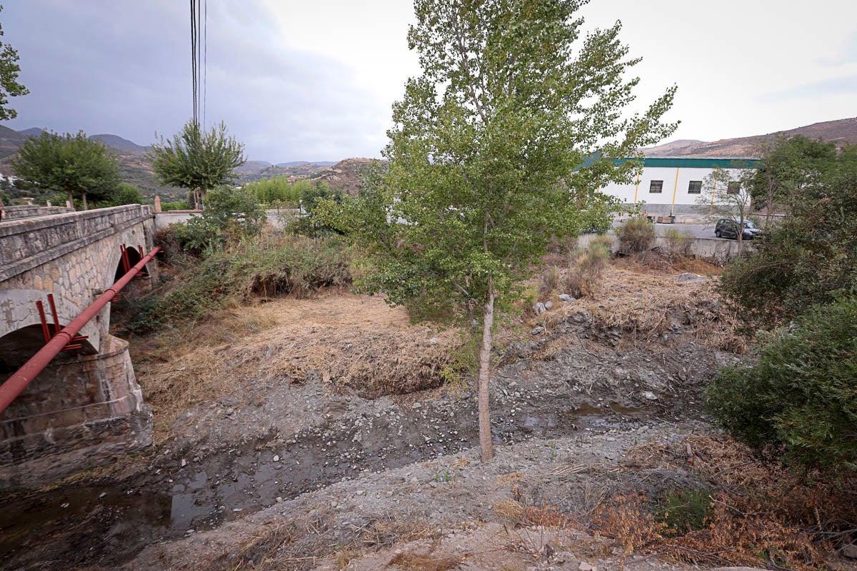 Limpieza de ramblas en la Costa