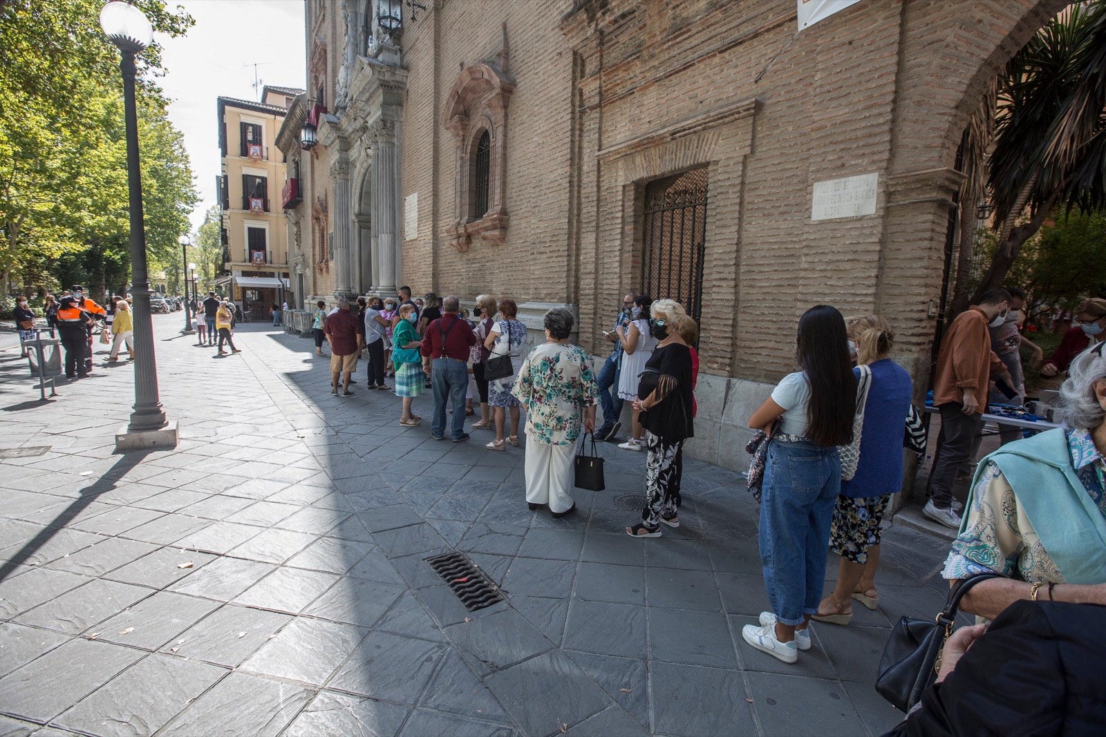 Fotos: Granada vive su Día de la Virgen más diferente