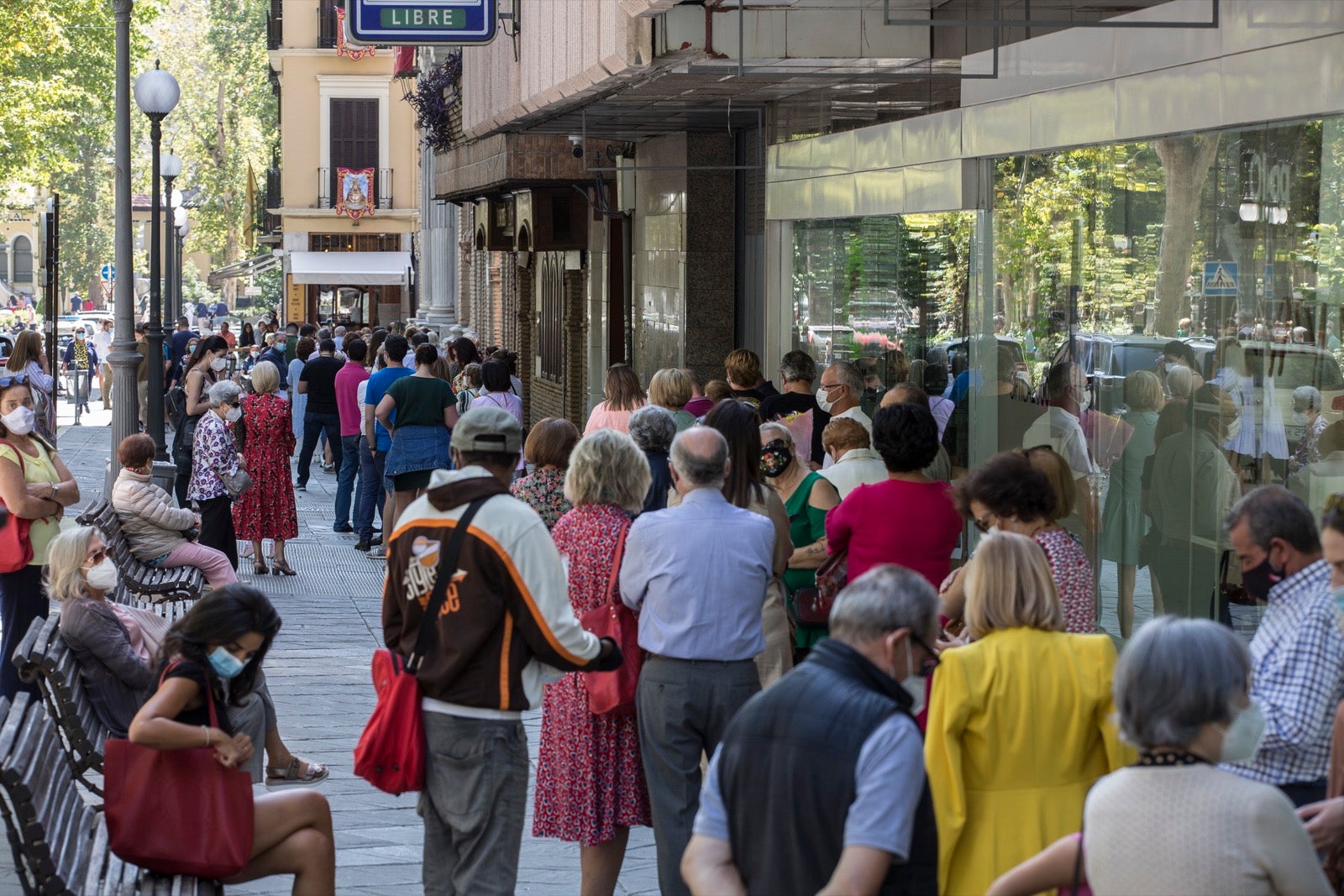 Fotos: Granada vive su Día de la Virgen más diferente