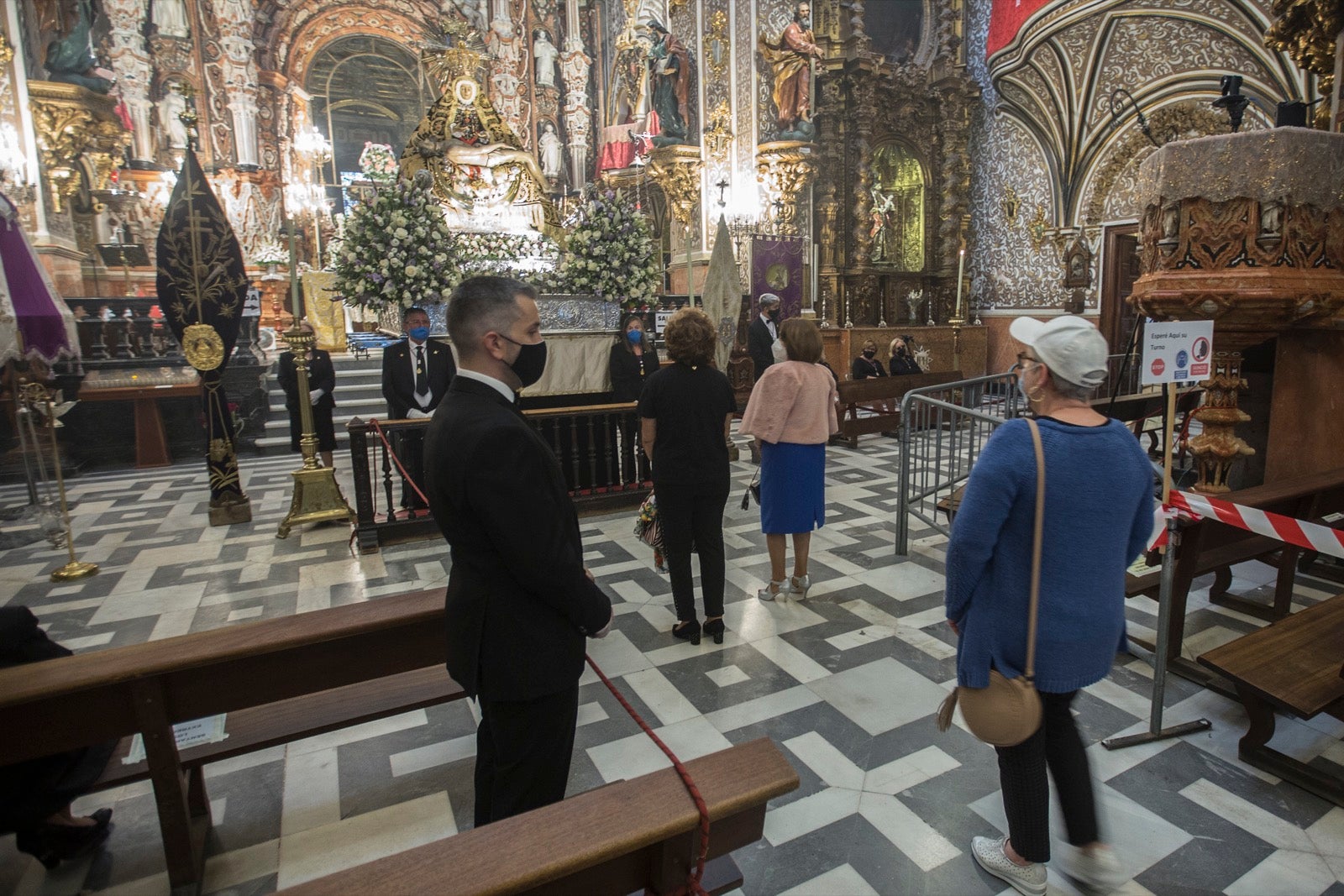 Fotos: Granada vive su Día de la Virgen más diferente