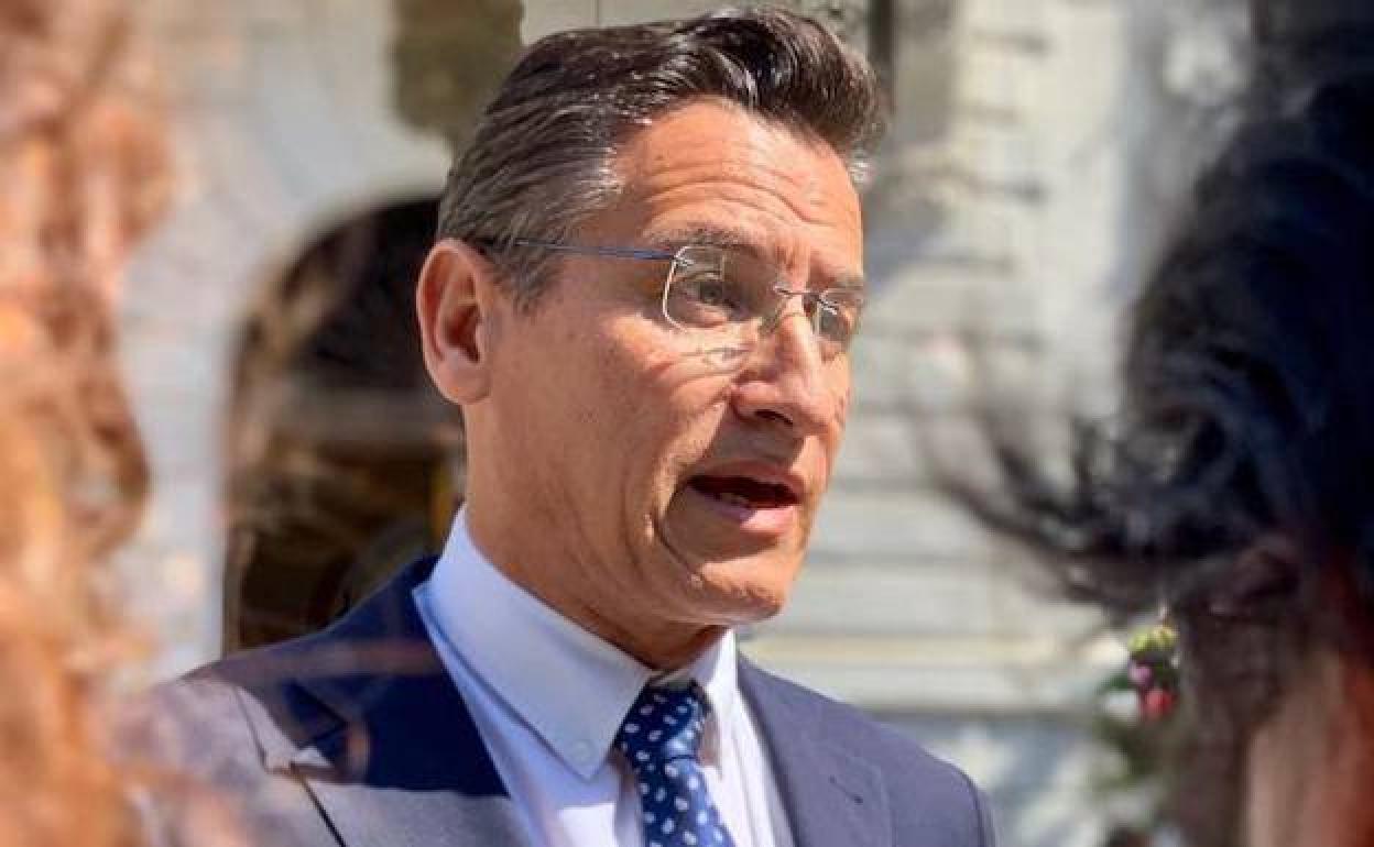 El alcalde de Granada, en cuarentena tras dar positivo por coronavirus