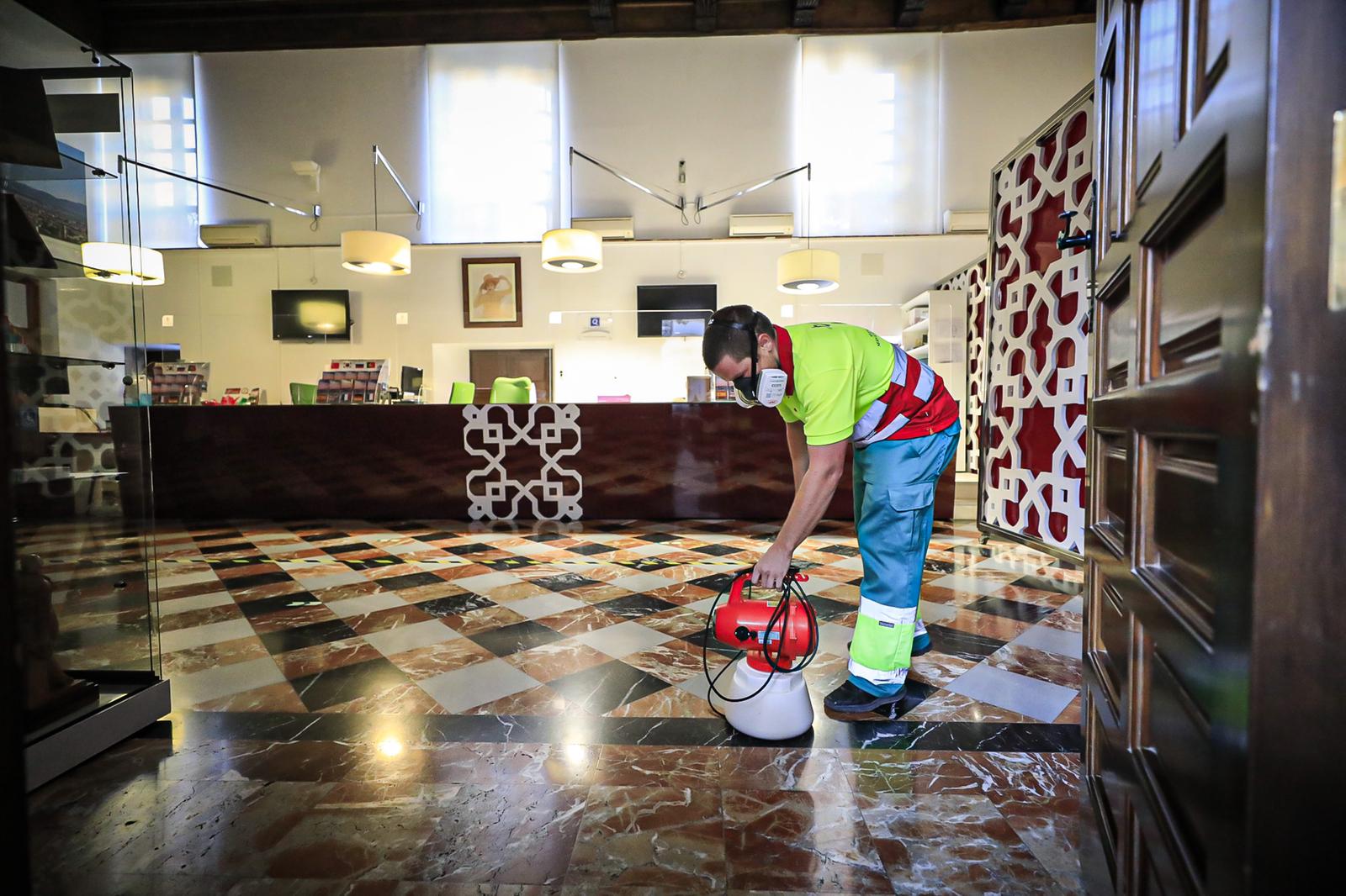 La casa consistorial de la Plaza del Carmen permanecerá cerrada al menos 24 horas