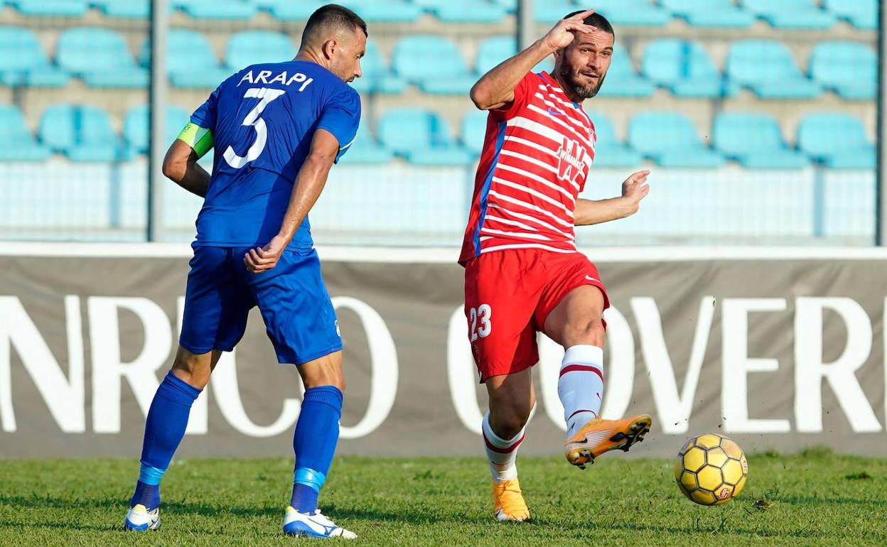 Jorge Molina, que se incorporó libre, ya ha marcado dos goles. 