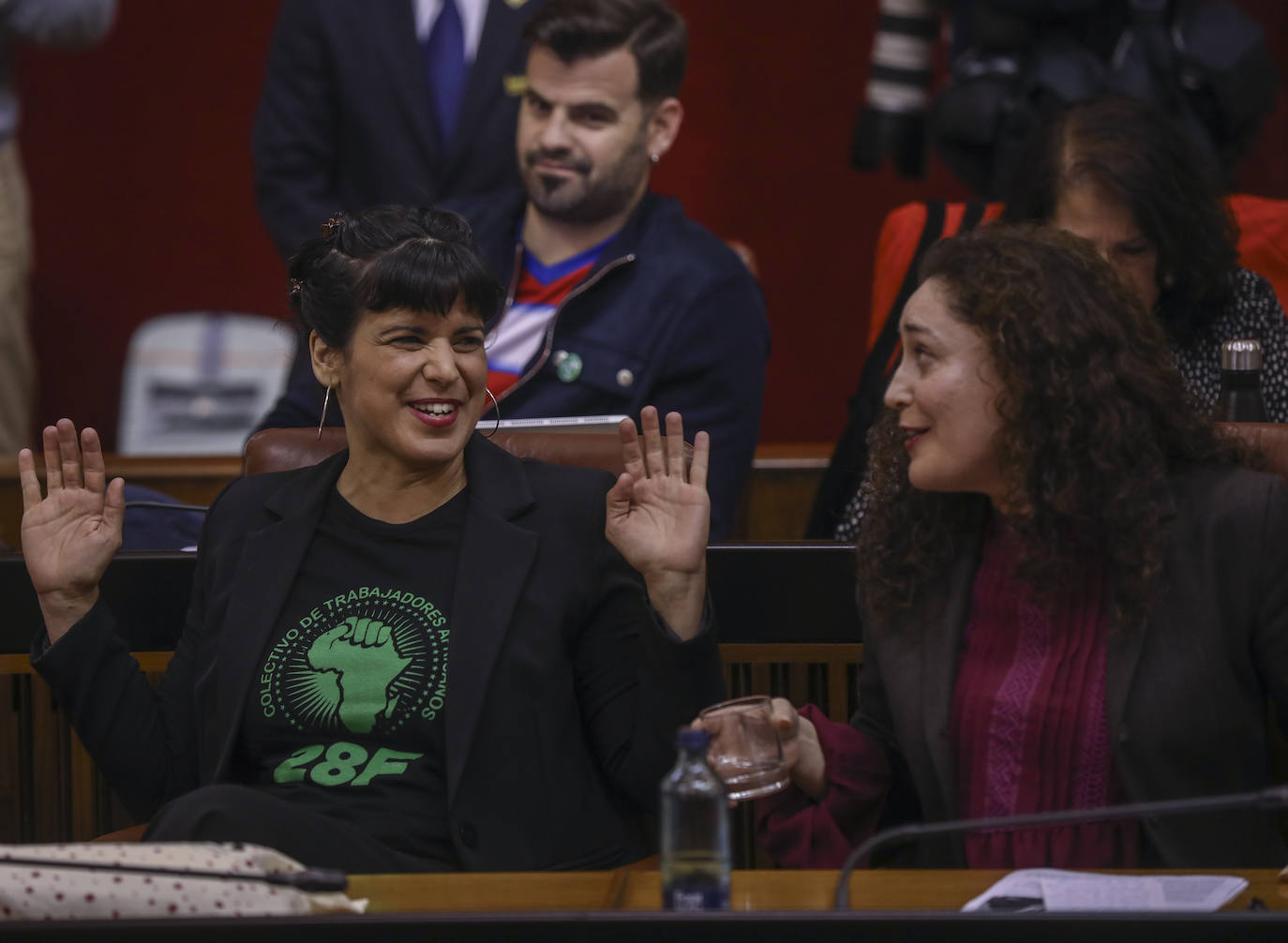 La presidenta y la portavoz de Adelante Andalucía, Teresa Rodríguez (Anticapitalistas), e Inma Nieto (IU). 