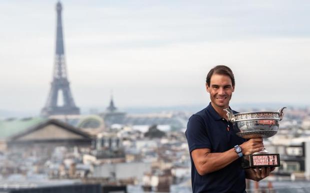 Nadal se vuelve a citar con la Torre Eiffel