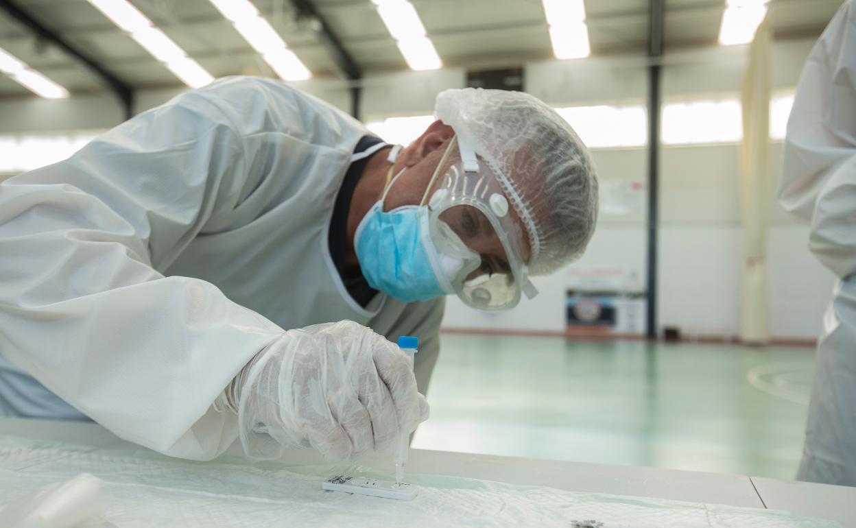 Coronavirus en Granada | Cuatro positivos en Alhama tras realizar el test de antígenos a 182 vecinos
