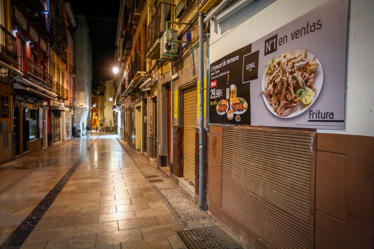 Fotos: Los locales del Centro cumplen con la norma de manera estricta
