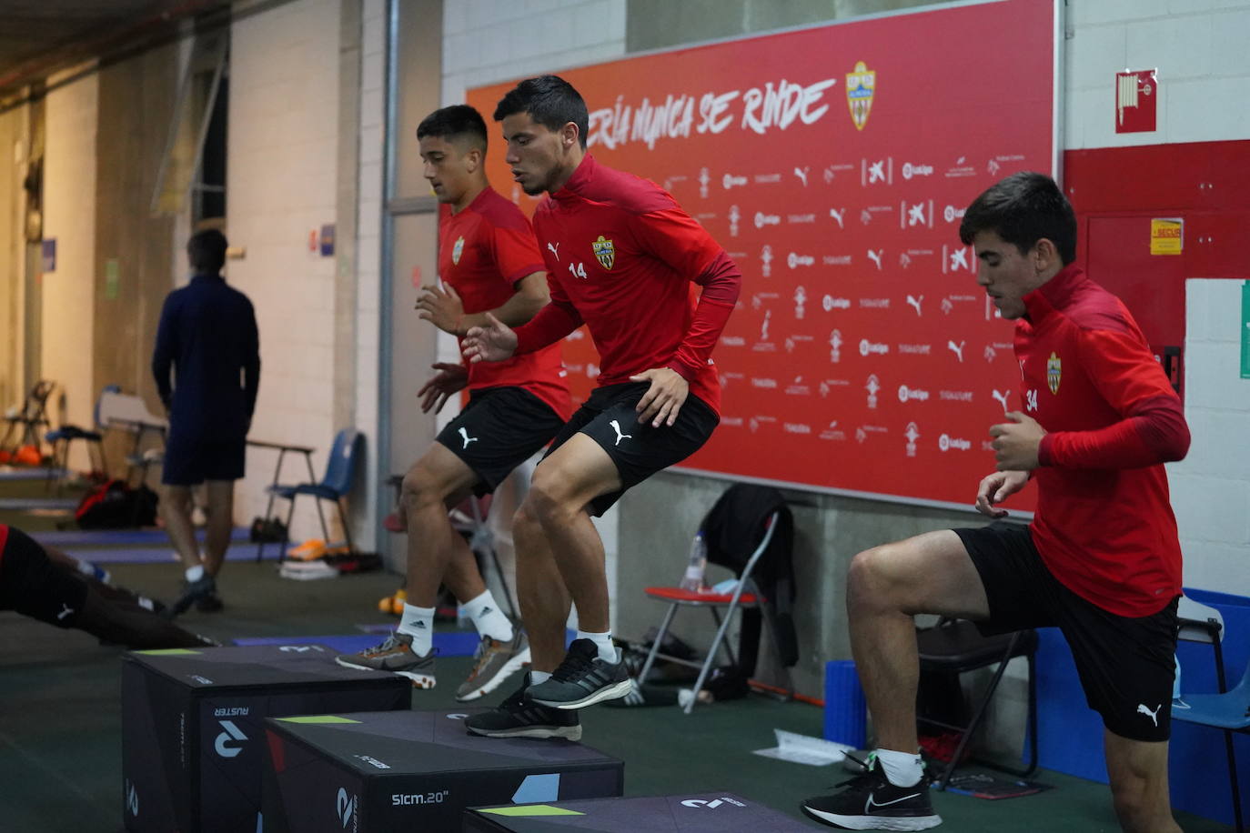 Fotos: La UD Almería quiere ir en serio ante el Cartagena