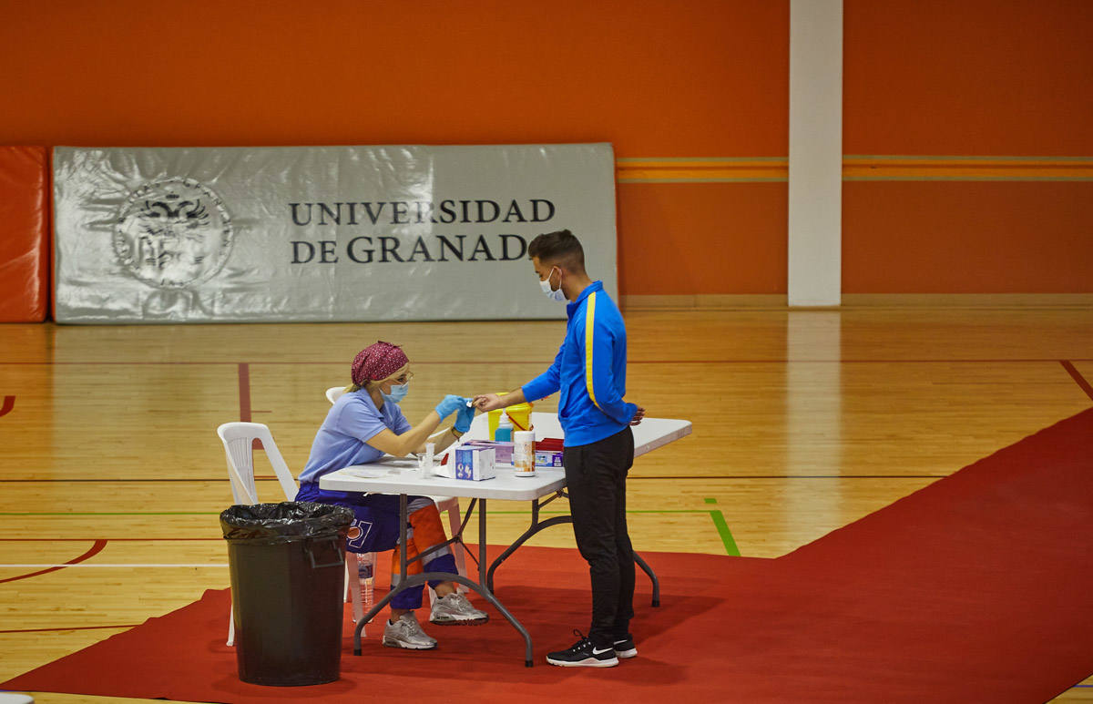 Un millar de alumnos han sido citados.