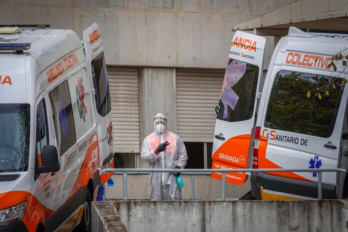 Este miércoles se ha procedido a trasladar a enfermos contagiados con el virus al histórico hospital de la capital