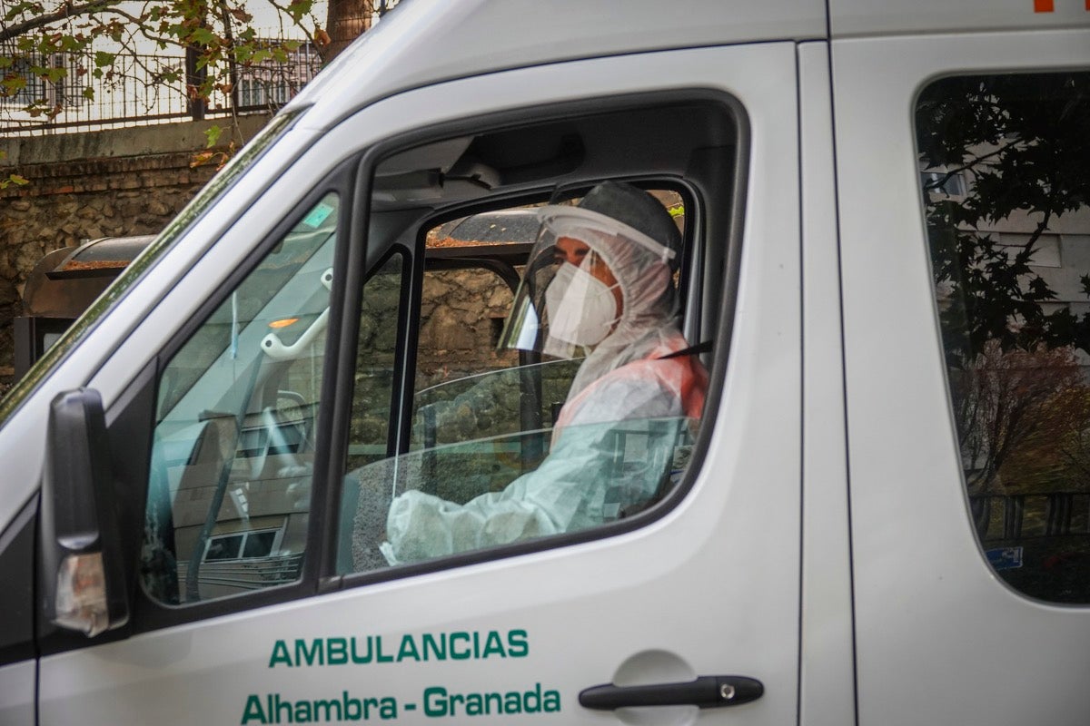 Este miércoles se ha procedido a trasladar a enfermos contagiados con el virus al histórico hospital de la capital