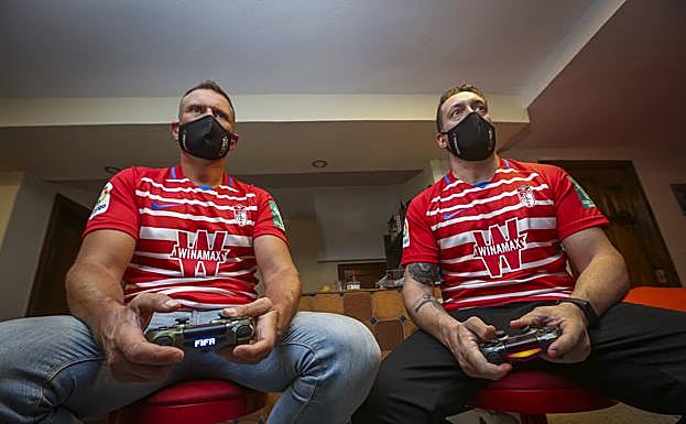 David y Óscar, preparados para empezar. 