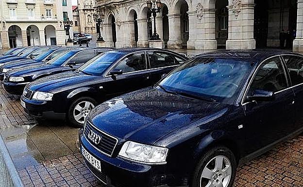 Estos son los coches oficiales a disposición del Gobierno